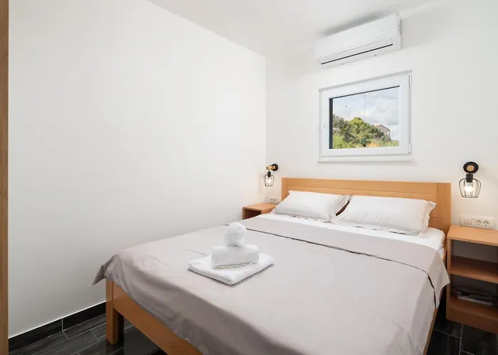 Luxury Jakov With Pool