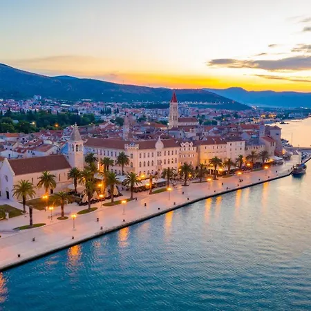 Luxury Jakov With Pool