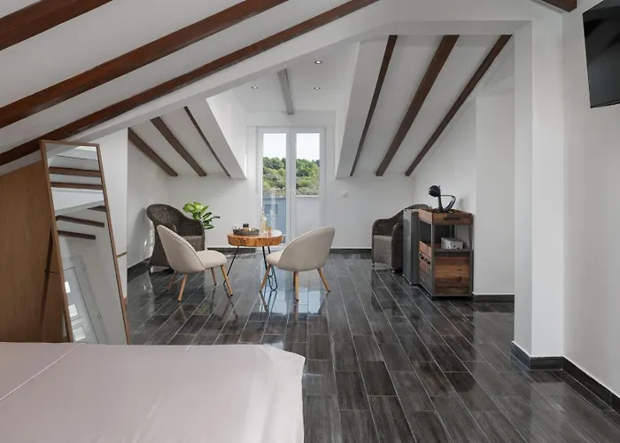 Luxury Jakov With Pool * 特罗吉尔