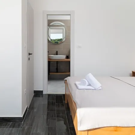 Luxury Jakov With Pool Vila *